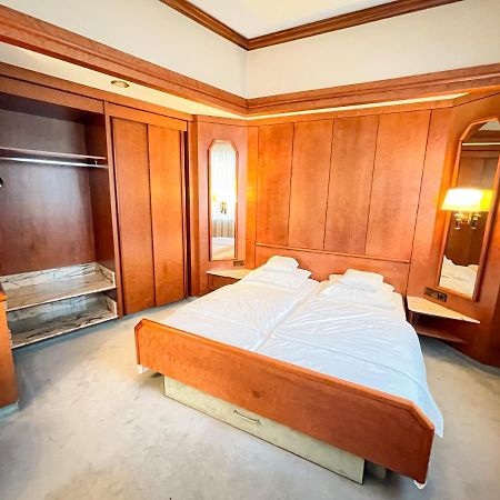 Gaestehaus Sophienstrasse Штутгарт Экстерьер фото
