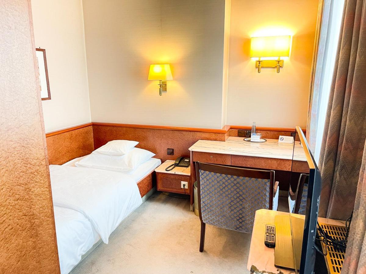 Gaestehaus Sophienstrasse Штутгарт Экстерьер фото